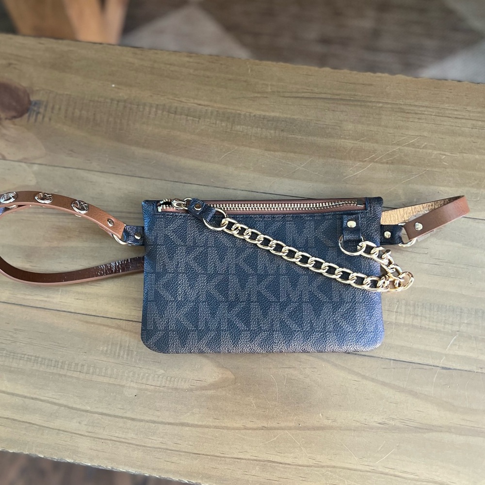 Michael Kors Belt Bag - NEW